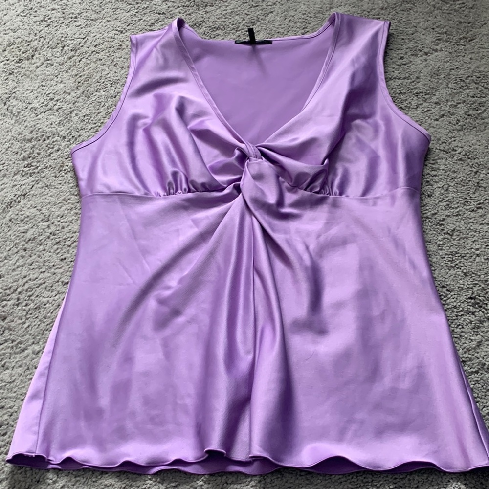 Flattering lilac silky tank